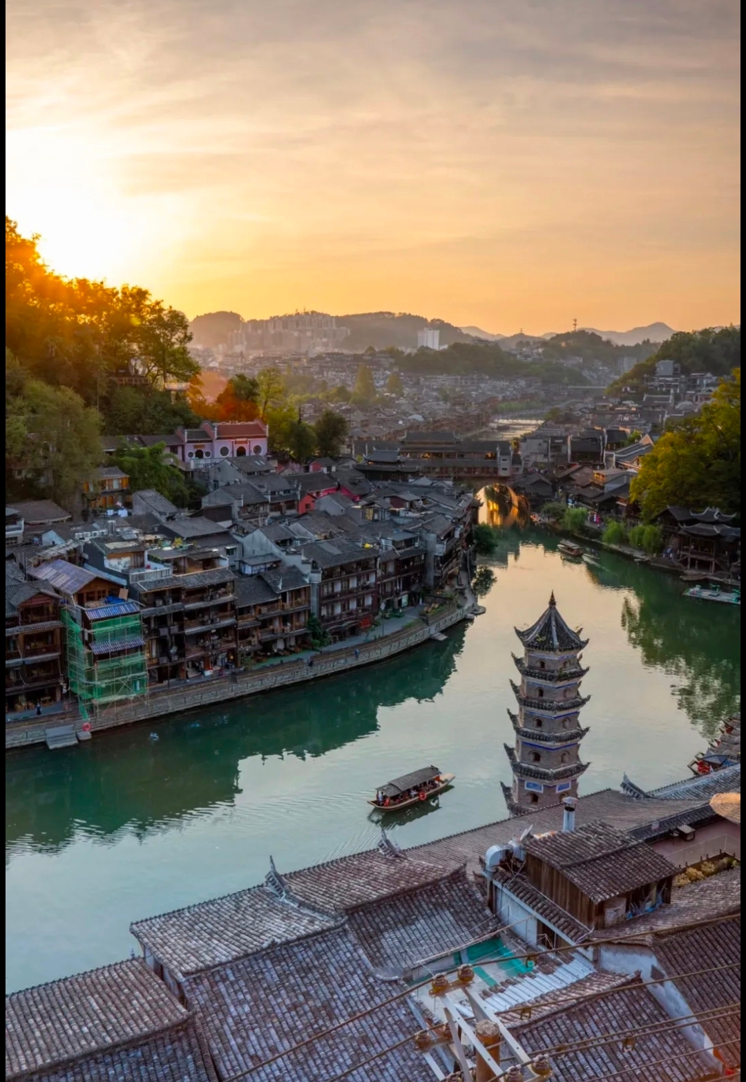 凤凰古城